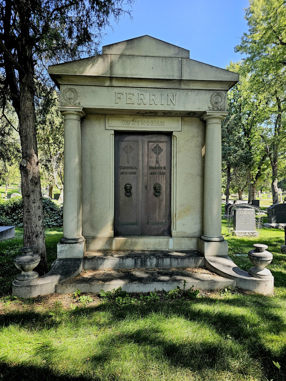 Catacombs, Crypts, and Columbaria: Internment Beyond the Cemetery